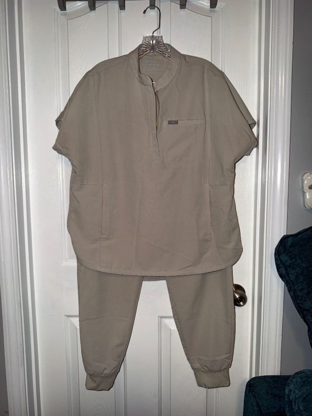 FIGS Slate Scrub Set Montex/L Zamora/L